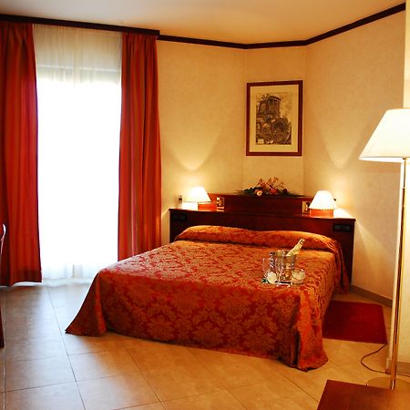 Park Hotel Imperatore Adriano Тіволі Екстер'єр фото