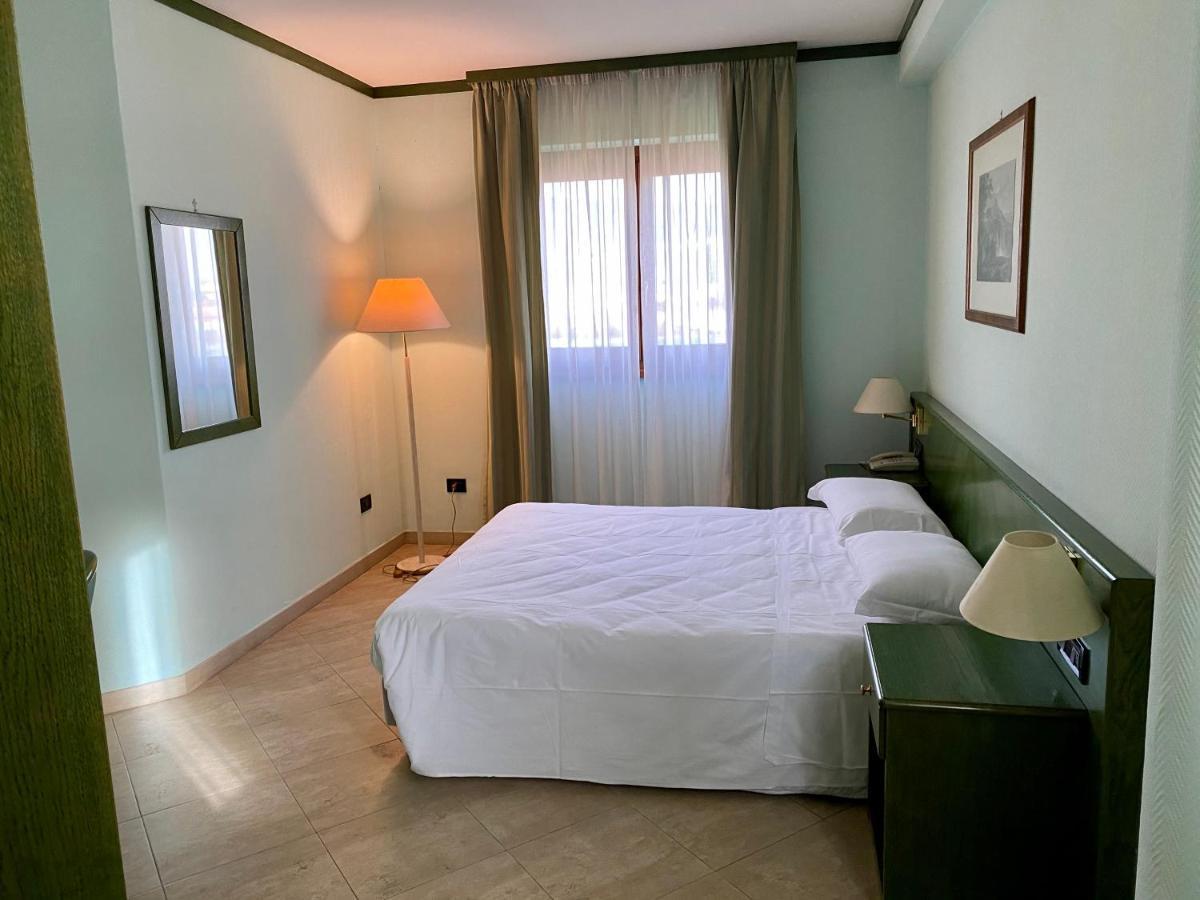 Park Hotel Imperatore Adriano Тіволі Екстер'єр фото