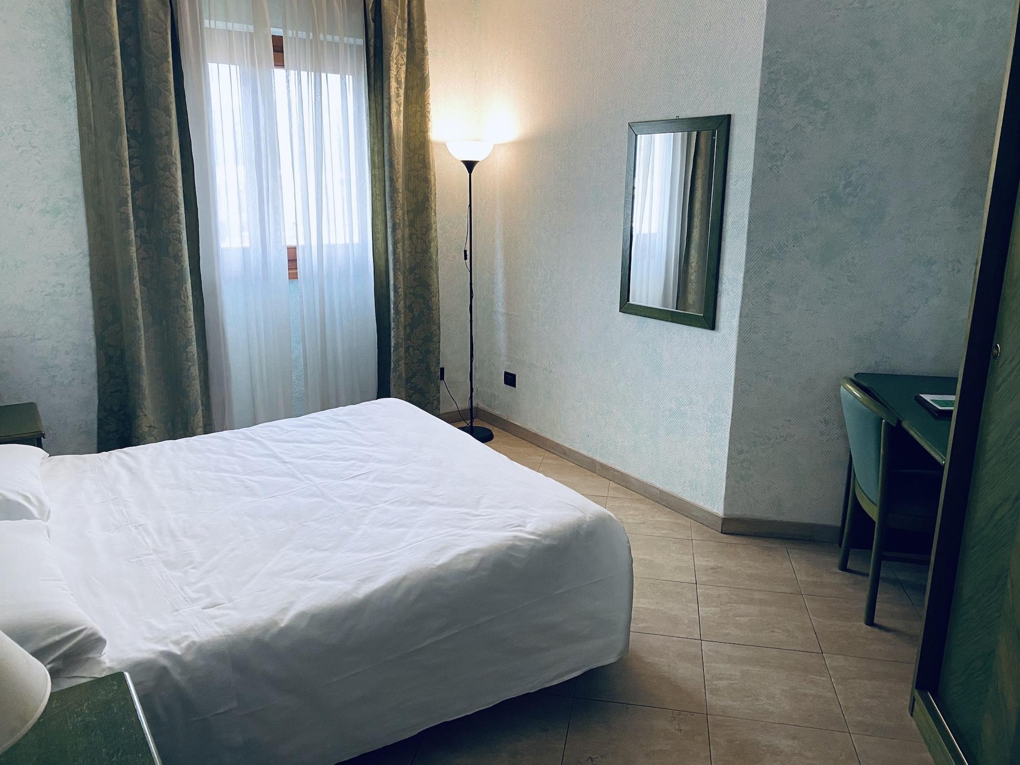 Park Hotel Imperatore Adriano Тіволі Екстер'єр фото