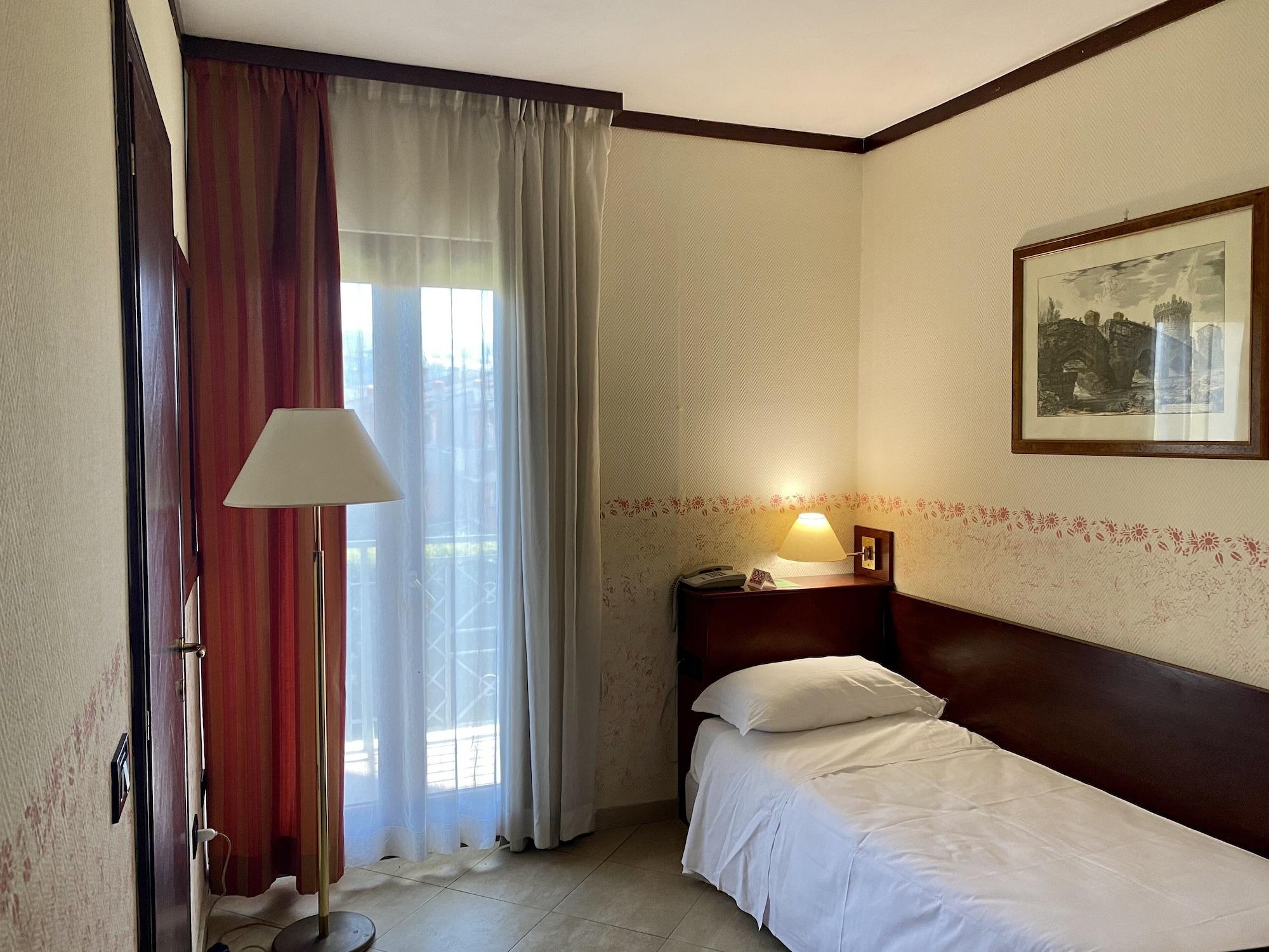 Park Hotel Imperatore Adriano Тіволі Екстер'єр фото